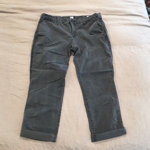 GAP Girlfriend Chino Capri